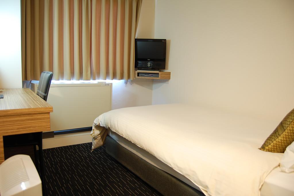 Plaza Hotel Toyota Tojota Pokoj fotografie